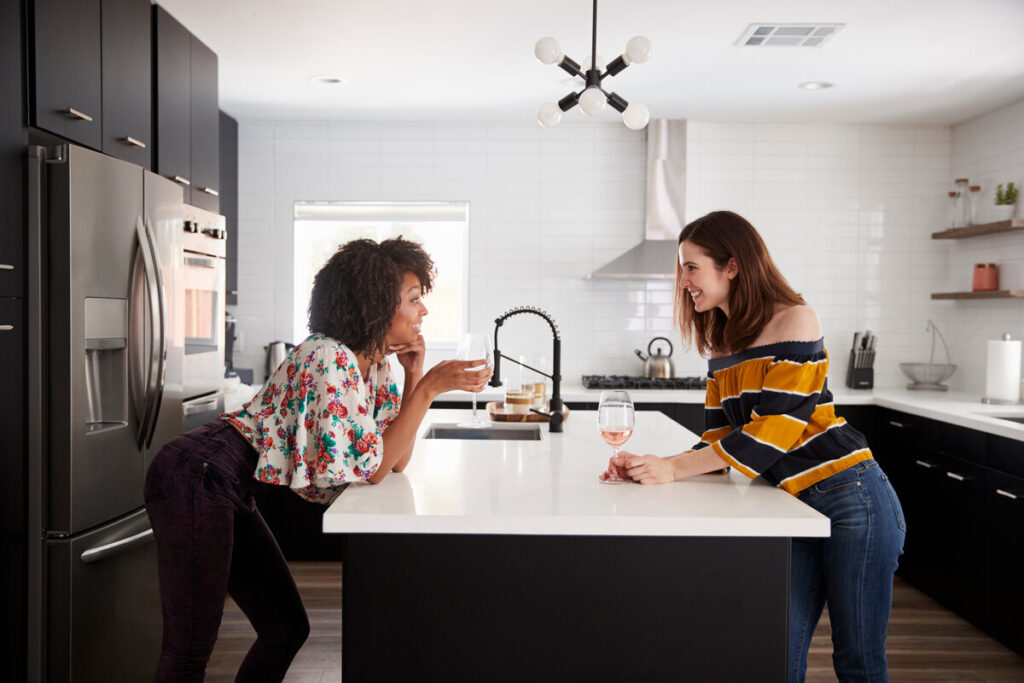 Living in Knollwood, Durham: A Neighbor’s Guide to Community, Comfort, and Connection